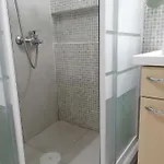 Σπίτι διακοπών Detached Renovated With A Garden 3 Min Walk From The Βραχάτι