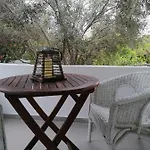 Σπίτι διακοπών Detached Renovated With A Garden 3 Min Walk From The *